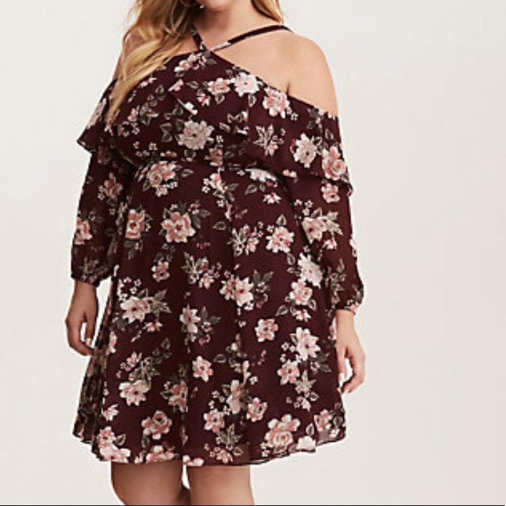 TORRID FLORAL CHIFFON OPEN SHOULDER DRESS SIZE 16